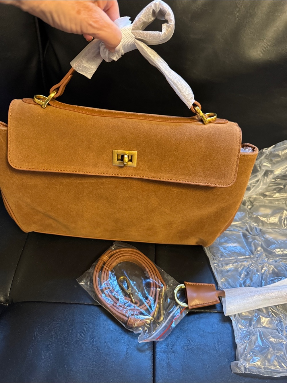 Suede Shoulder Bag in Tan - Classic Women’s Handbag- brand new , never used! - Picture 11 of 11
